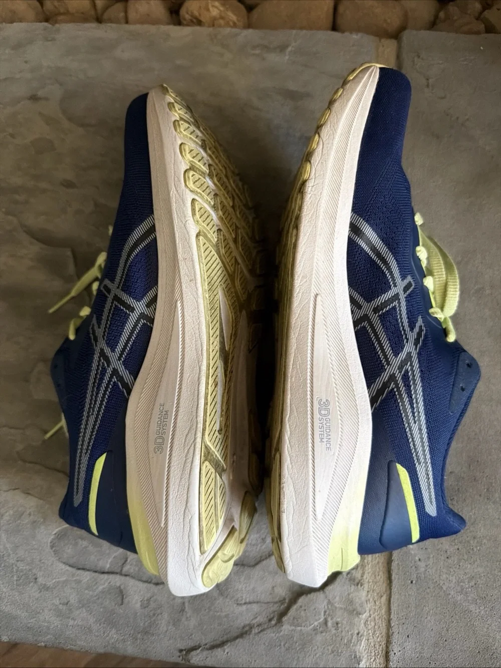 ASICS Women's GT-1000 13 Blue 8.5 EUC